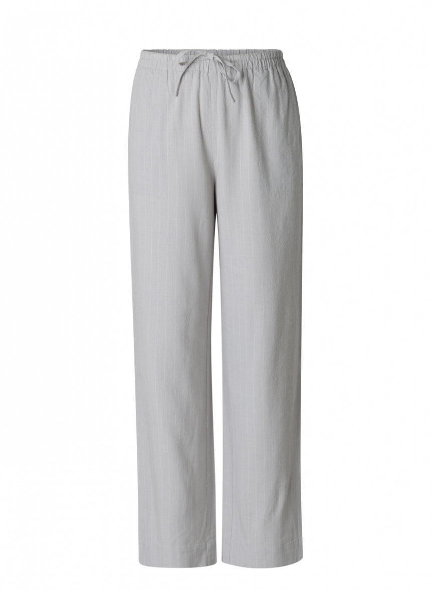Broek, YESTA