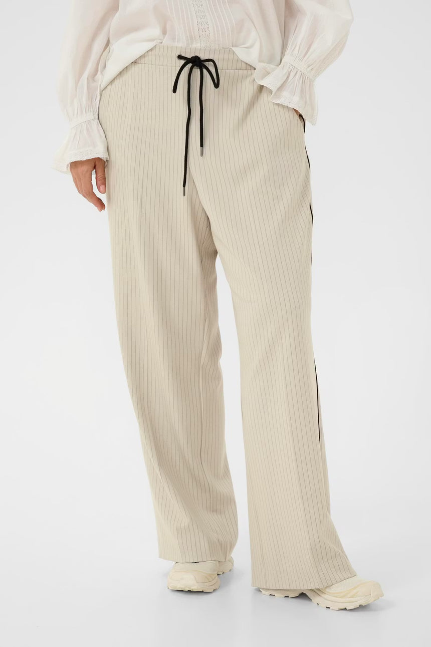 Broek, KAFFE CURVE