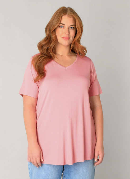 T-shirt, BASE LEVEL CURVY