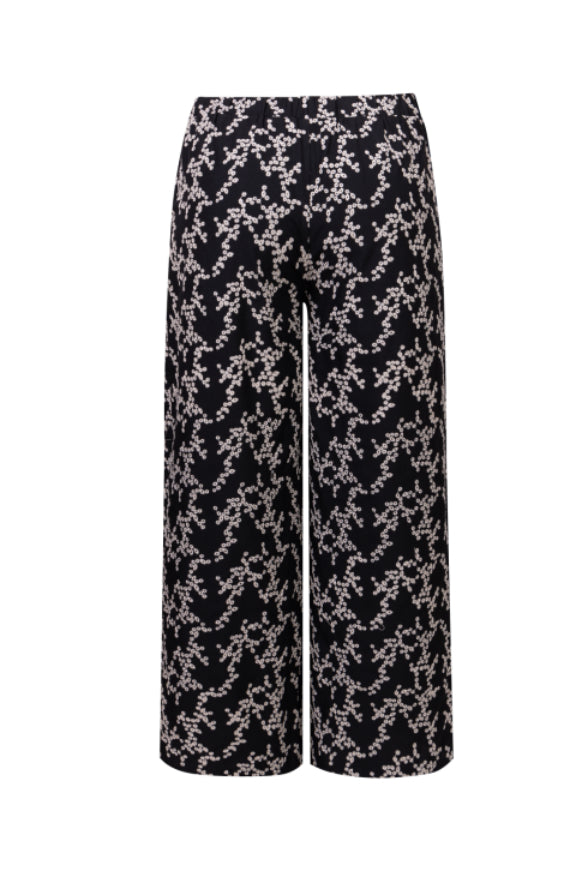 Broek, EXXCELLENT